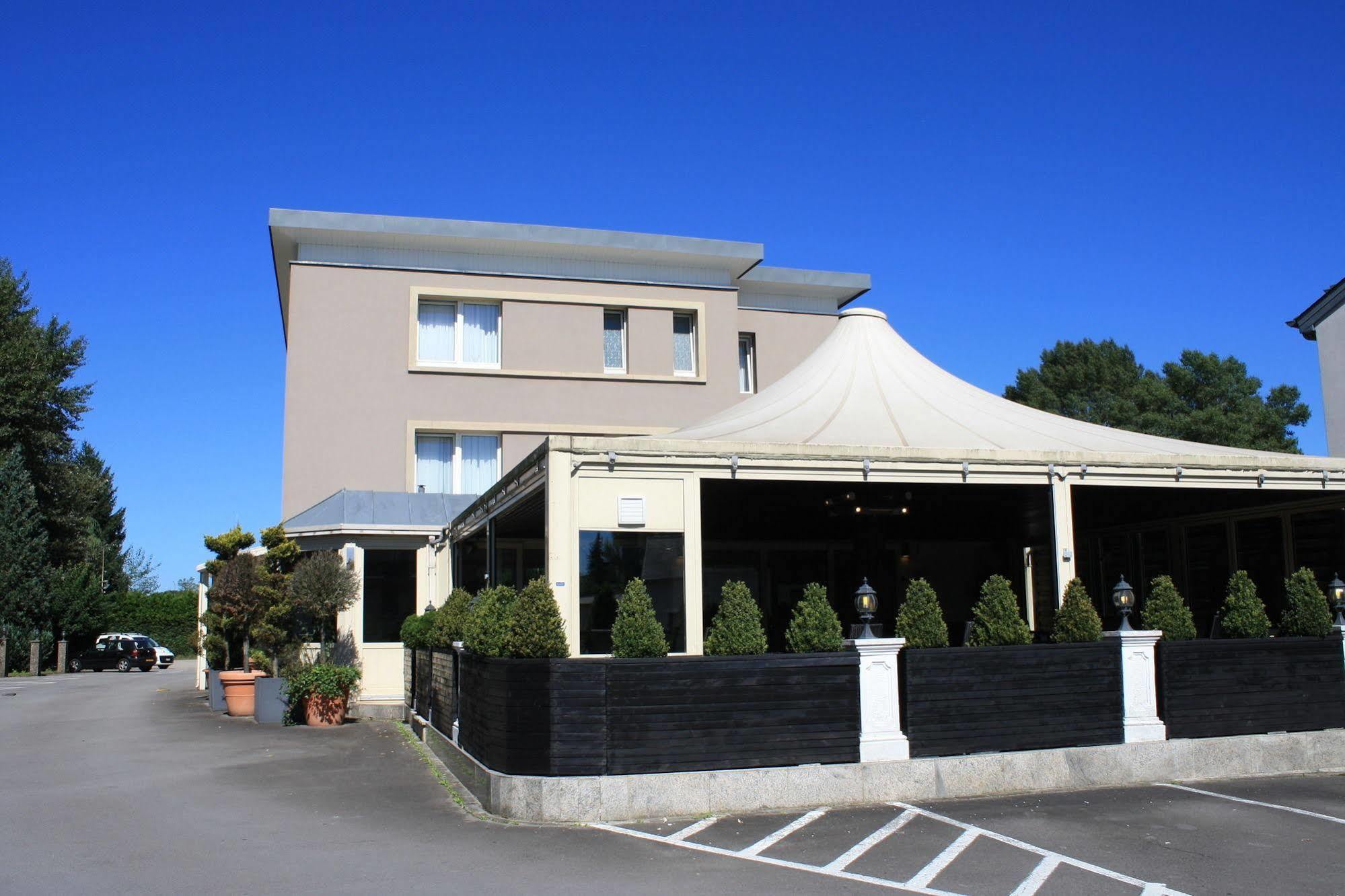 Bivius Hotel Restaurant Luxembourg Strassen Exterior foto